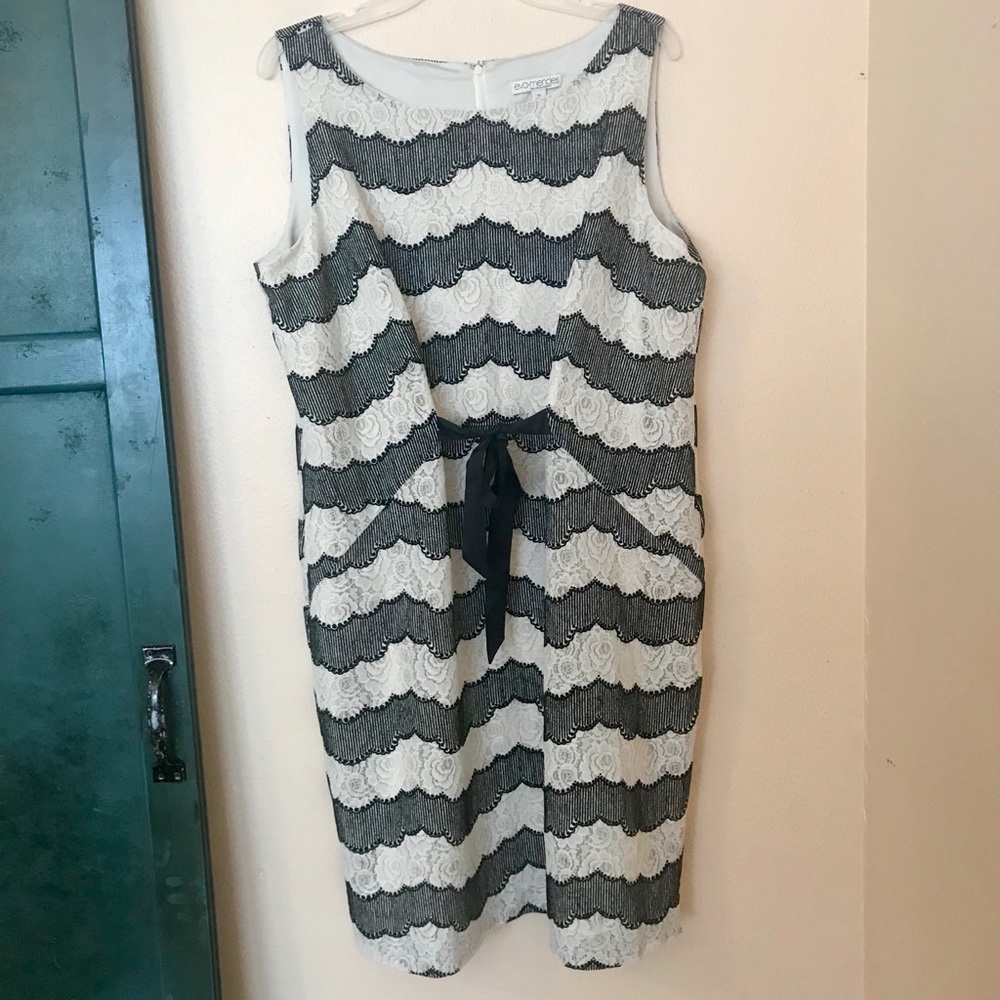 NY&C Eva Mendes sleeveless lace dress